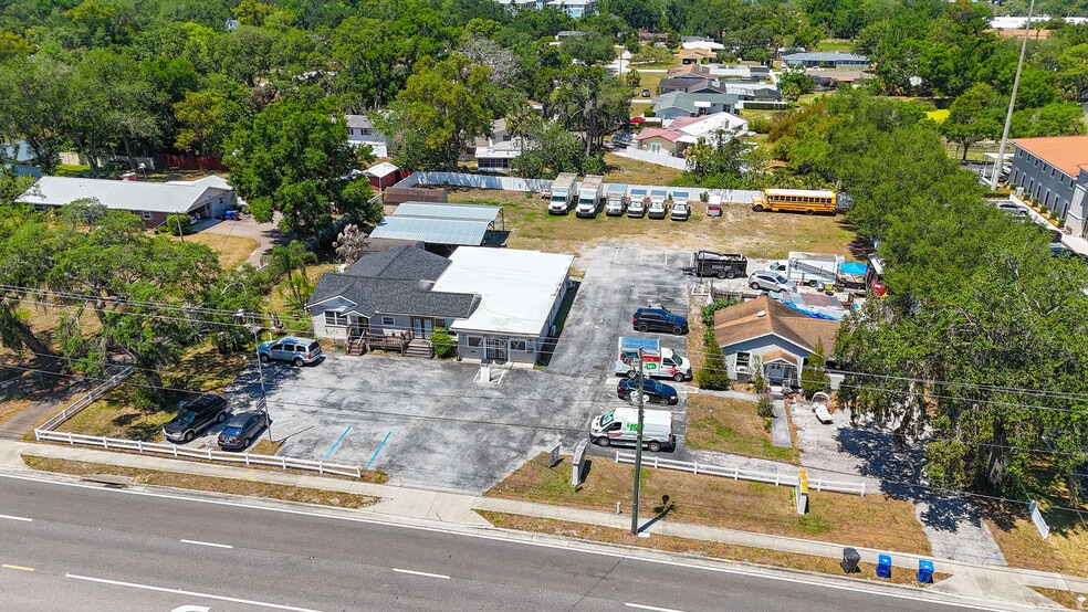 More Photos Of 504 S Kings Ave, Brandon Office For Sale