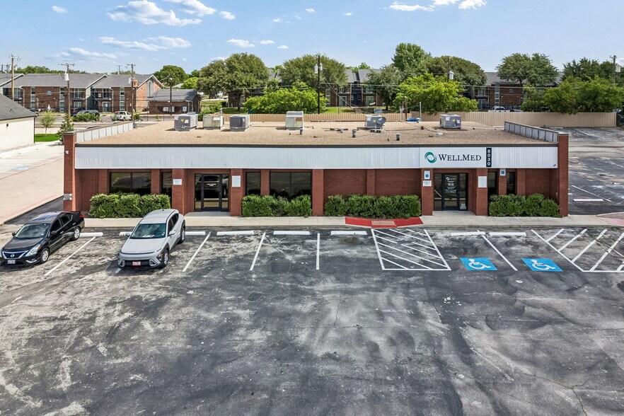 More Photos Of 8030 Camp Bowie West Blvd, Fort Worth Medical For Sale