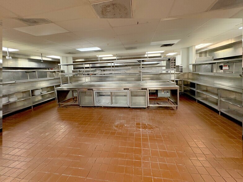 More Photos Of 15500 SW 29th St, Miramar Restaurant For Lease