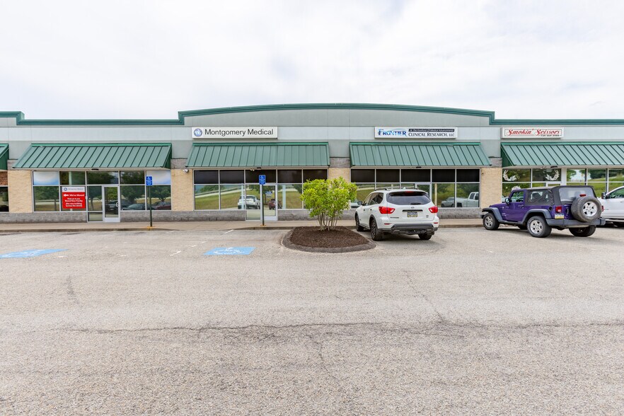 More Photos Of 100 Ridgeview Dr, Smithfield Storefront For Sale