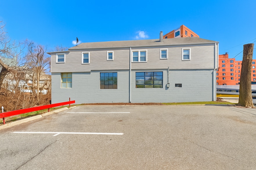 More Photos Of 151 E Prospect Ave, Mamaroneck General Retail For Sale