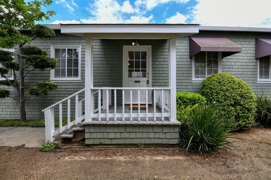 More Photos Of 1200 Jefferson St, Napa Office For Sale
