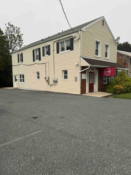 Primary Photo Of 1737 Schoenersville Rd, Bethlehem Multifamily For Sale