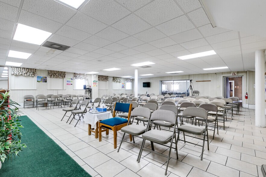 More Photos Of 2101 Venable St, Richmond Religious Facility For Sale