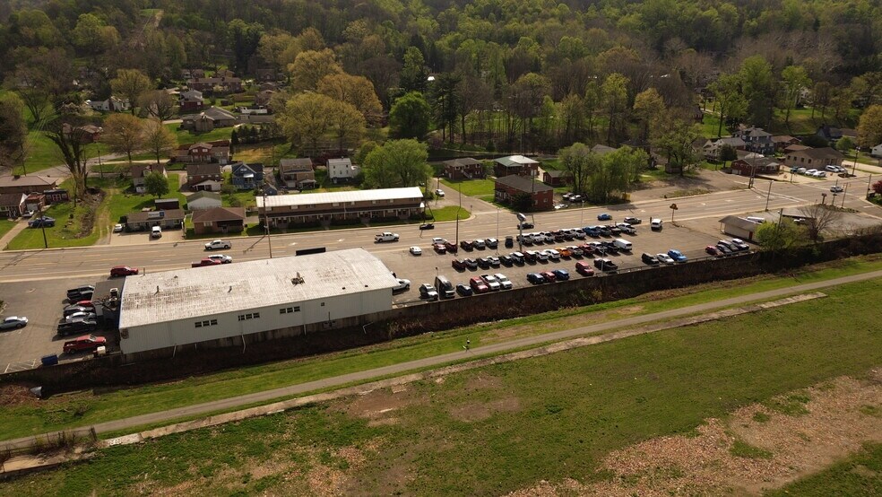 More Photos Of 1625 Commerce St, Wellsburg Auto Dealership For Sale