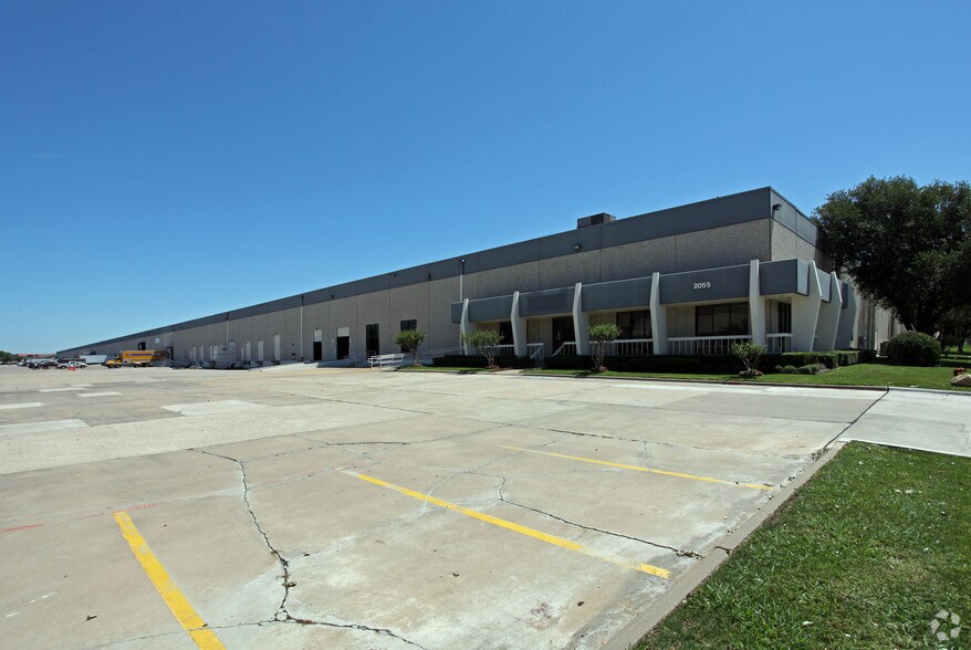 More Photos Of 2055 Luna Dr, Carrollton Warehouse For Lease