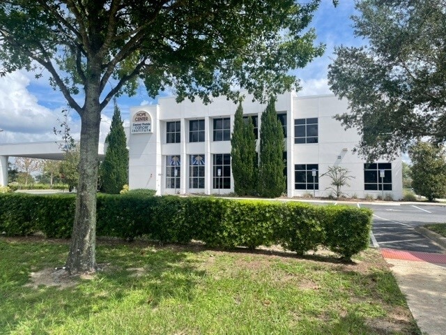 More Photos Of 40107 Highway 27, Davenport Medical For Lease