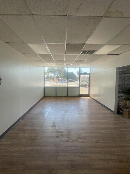 More Photos Of 1419-1439 Crowell St, Livingston Freestanding For Lease
