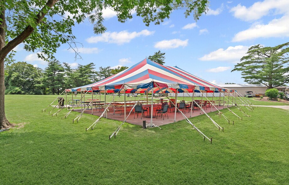 More Photos Of 200 Arlington Dr, Granite City Golf Course Driving Range For Sale