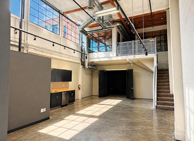More Photos Of 2544 NW Upshur St, Portland Loft Creative Space For Sale