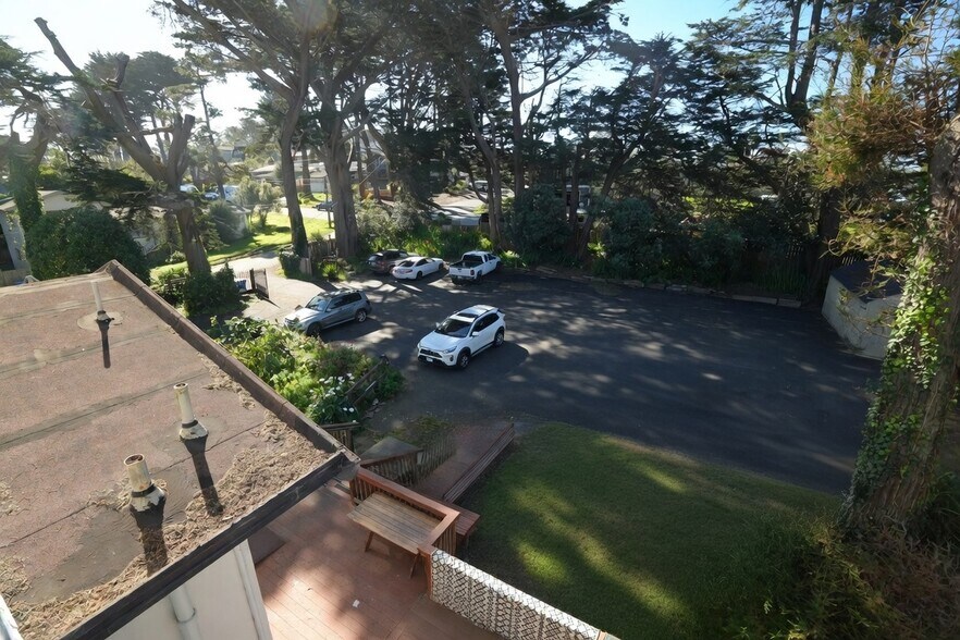 More Photos Of 496 6th St, Montara Office Residential For Sale