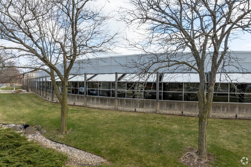 Primary Photo Of 8310 Excelsior Dr, Madison Office For Lease