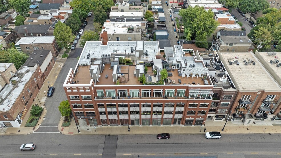 More Photos Of 1720 W North Ave, Chicago Storefront Retail Office For Lease