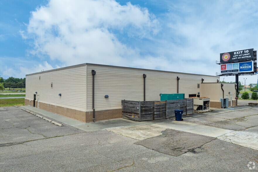More Photos Of 2596 Interstate 55, Marion Medical For Sale