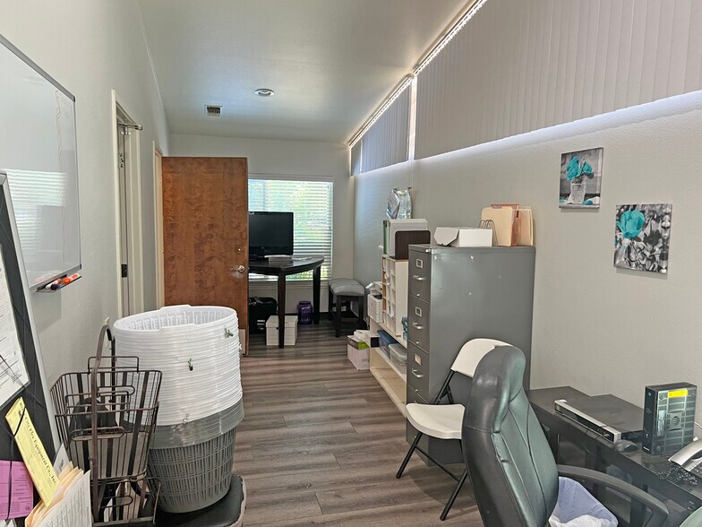 More Photos Of 1811 Renoir Ave, Davis Specialty For Lease