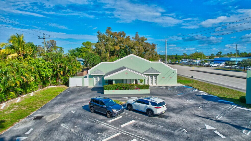 More Photos Of 13455 S Military Trl, Delray Beach Medical For Lease