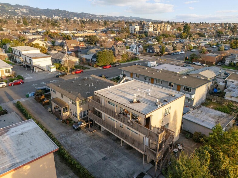 More Photos Of 1412-1416 9th St, Berkeley Apartments For Sale