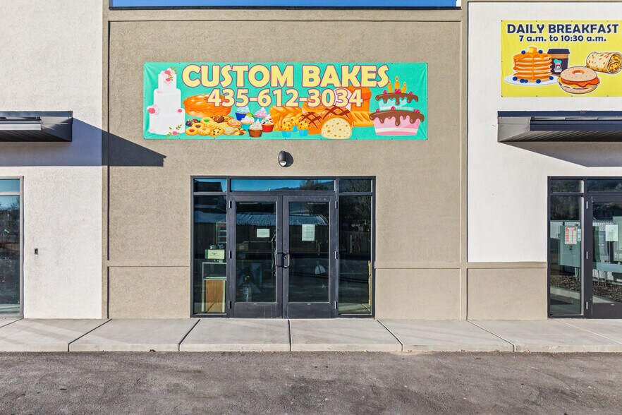More Photos Of 238 N Main St, Monroe Freestanding For Lease