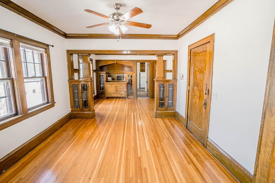 More Photos Of 990 Grand Ave, Saint Paul Apartments For Sale