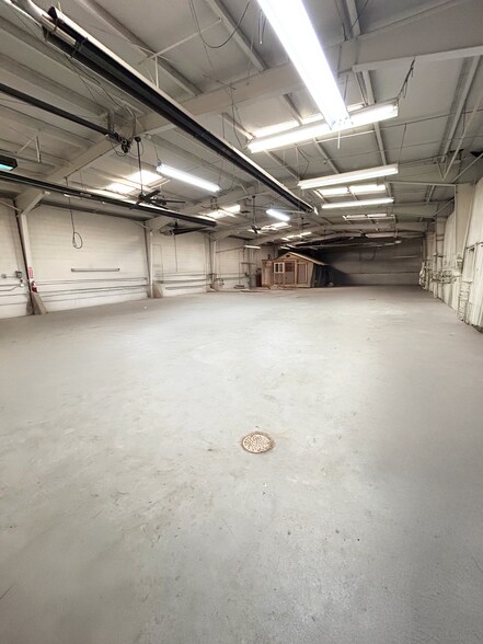 More Photos Of 3696 W 72nd Ave, Westminster Warehouse For Lease