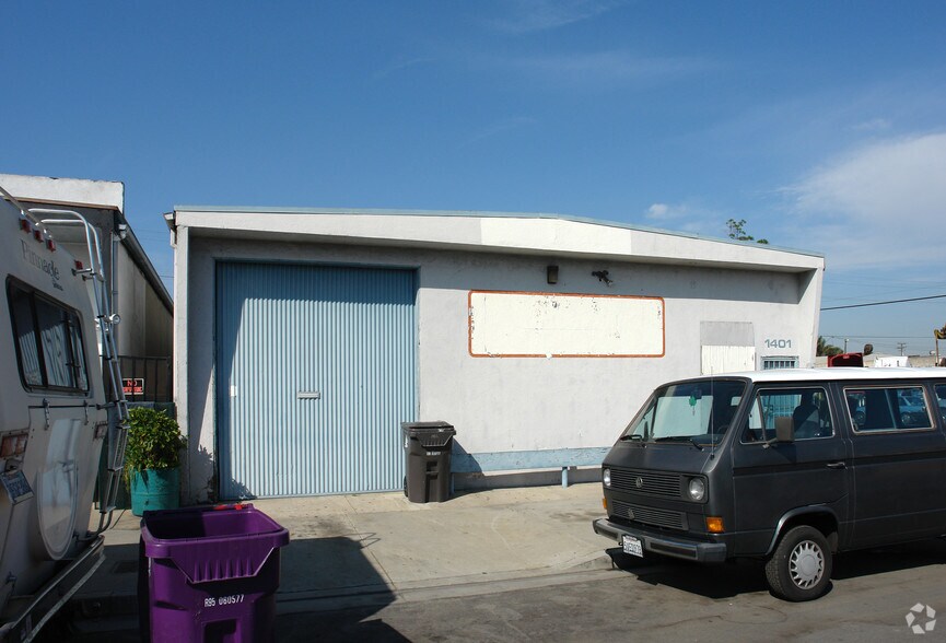 More Photos Of 1401 W 15th St, Long Beach Warehouse For Lease