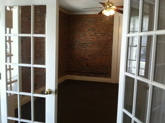 More Photos Of 56 Main St, Southampton Office For Lease