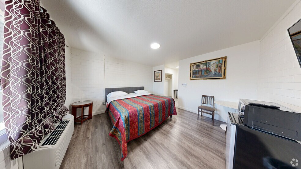 More Photos Of 3305 Fremont St, Las Vegas Hotel For Sale
