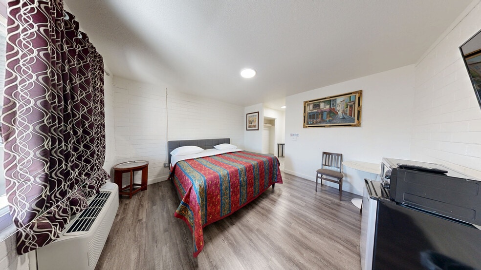 More Photos Of 3305 Fremont St, Las Vegas Hotel For Sale