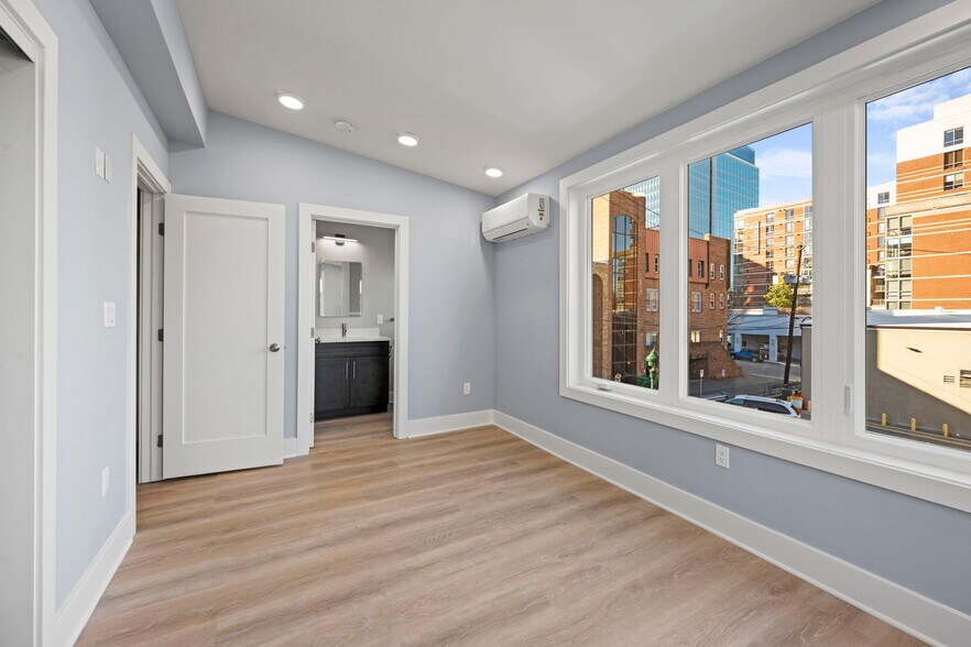 More Photos Of 4535 Avondale St, Bethesda Apartments For Sale
