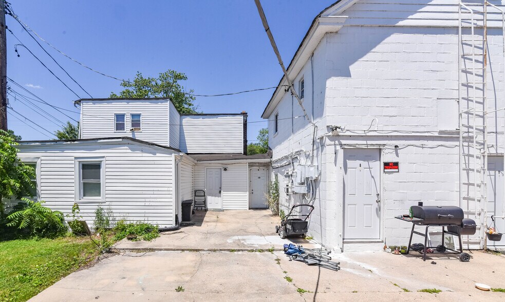More Photos Of 128 S Philadelphia Blvd, Aberdeen Apartments For Sale