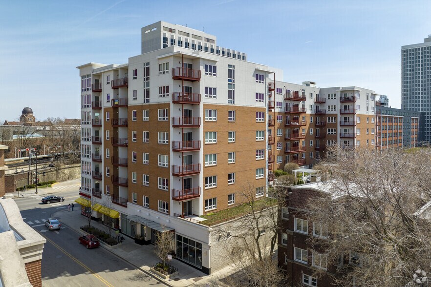 Primary Photo Of 1209 W Arthur Ave, Chicago Apartments For Lease