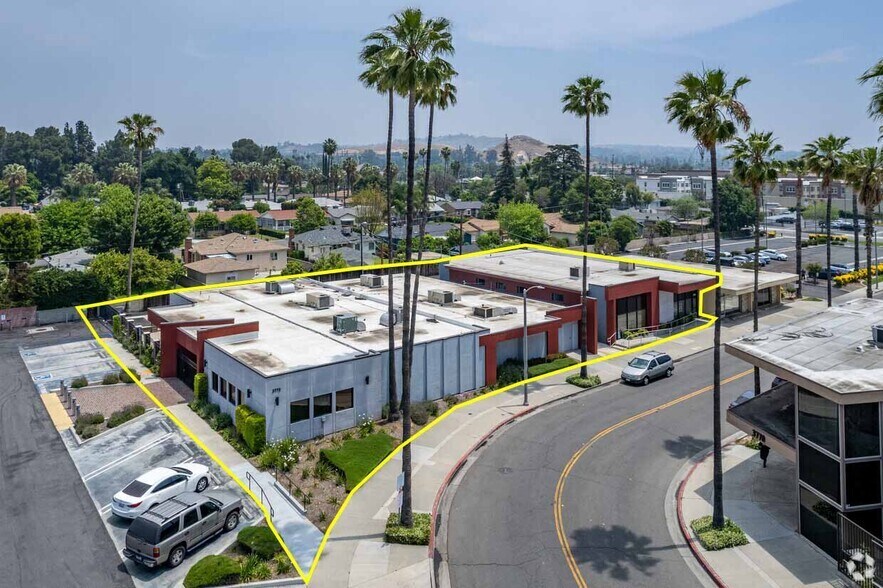 Primary Photo Of 3775 Elizabeth St, Riverside Office For Sale