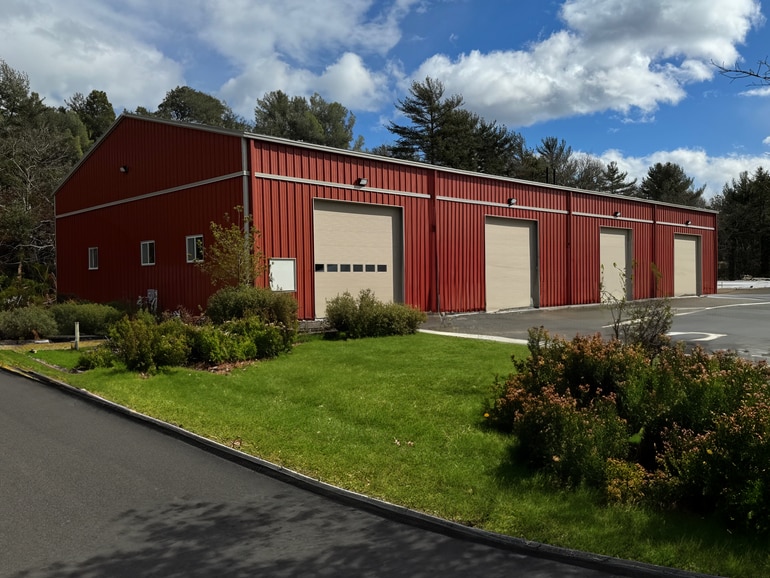 More Photos Of 25 Aero Park dr, Plymouth Unknown For Lease