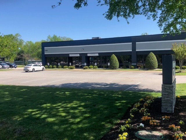 Primary Photo Of 11828-11830 Fishing Point Dr, Newport News Office For Lease