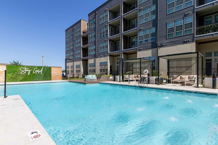 More Photos Of 2219 E 11th St, Tulsa Apartments For Lease