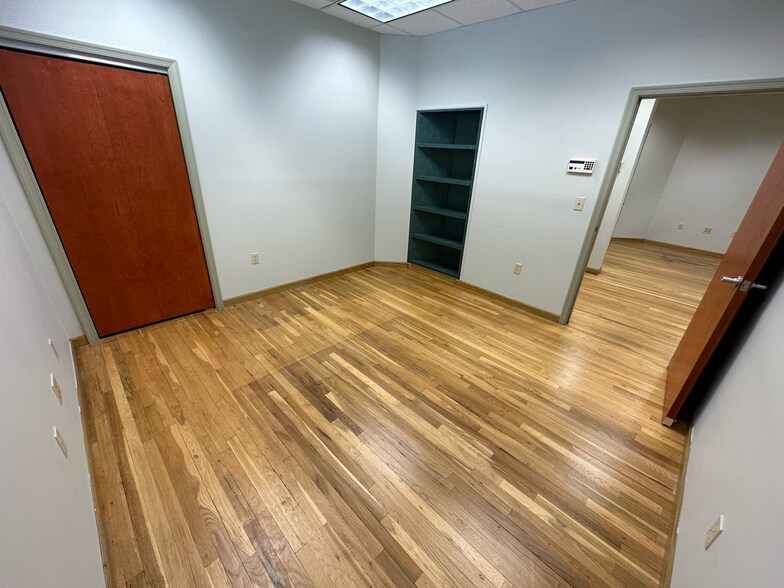 More Photos Of 23 Casey Ave, Wilkes Barre Office For Lease