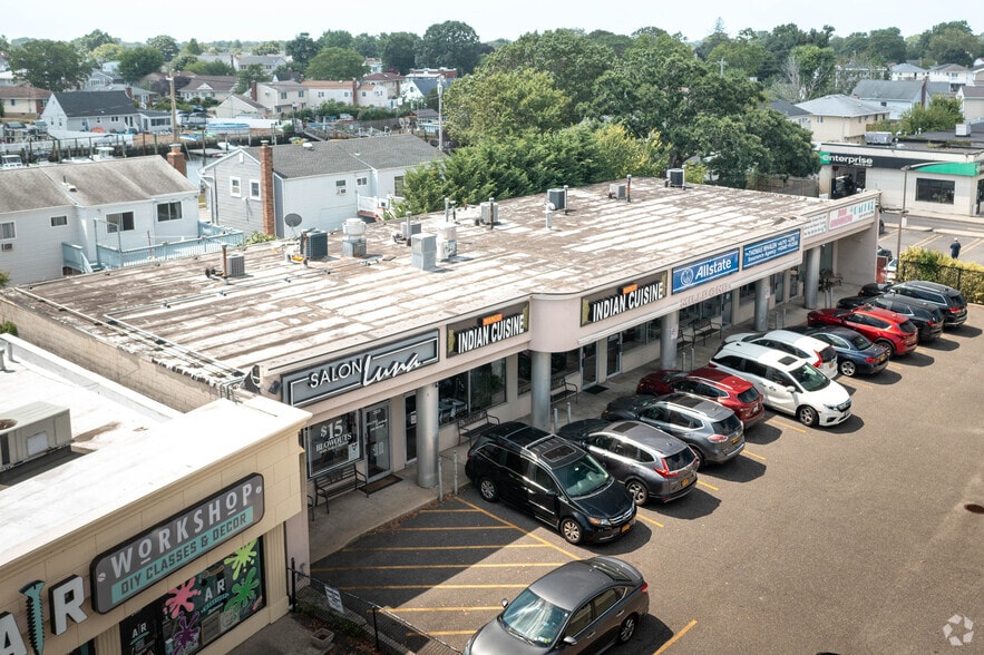 More Photos Of 2912-2924 Merrick Rd, Wantagh Storefront For Sale
