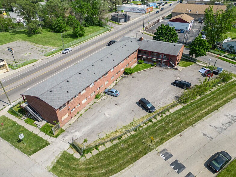 More Photos Of 19625 Conant, Detroit Multifamily For Sale