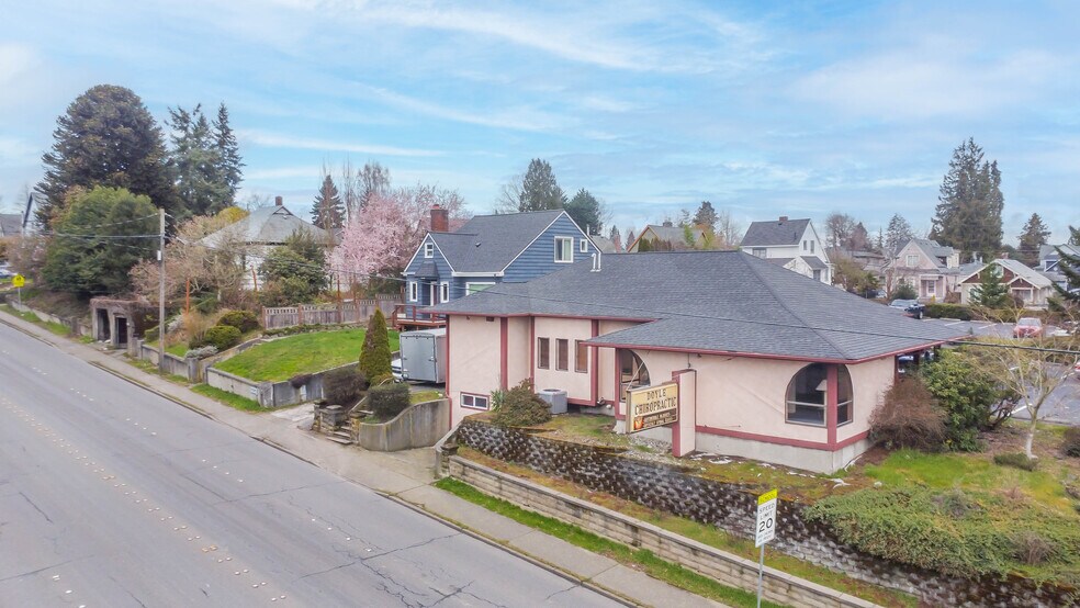 Primary Photo Of 603 Chester Ave, Bremerton Apartments For Sale