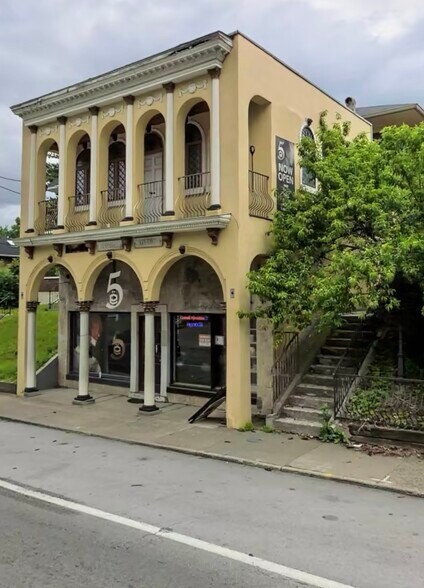 More Photos Of 1905 Bardstown Rd, Louisville Storefront Retail Residential For Sale