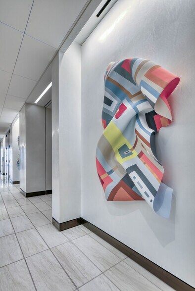 More Photos Of 2001 Ross Ave, Dallas Office For Lease