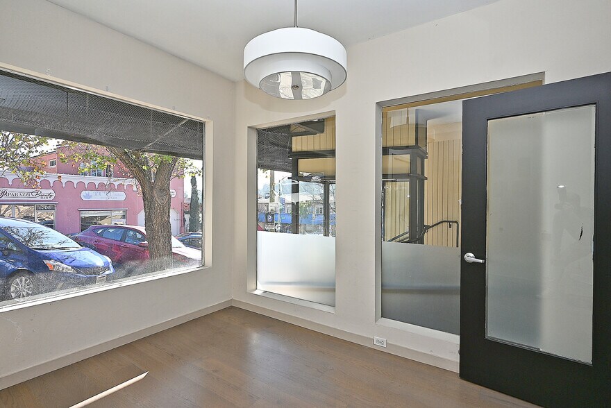 More Photos Of 6211 La Salle Ave, Oakland Storefront Retail Office For Lease