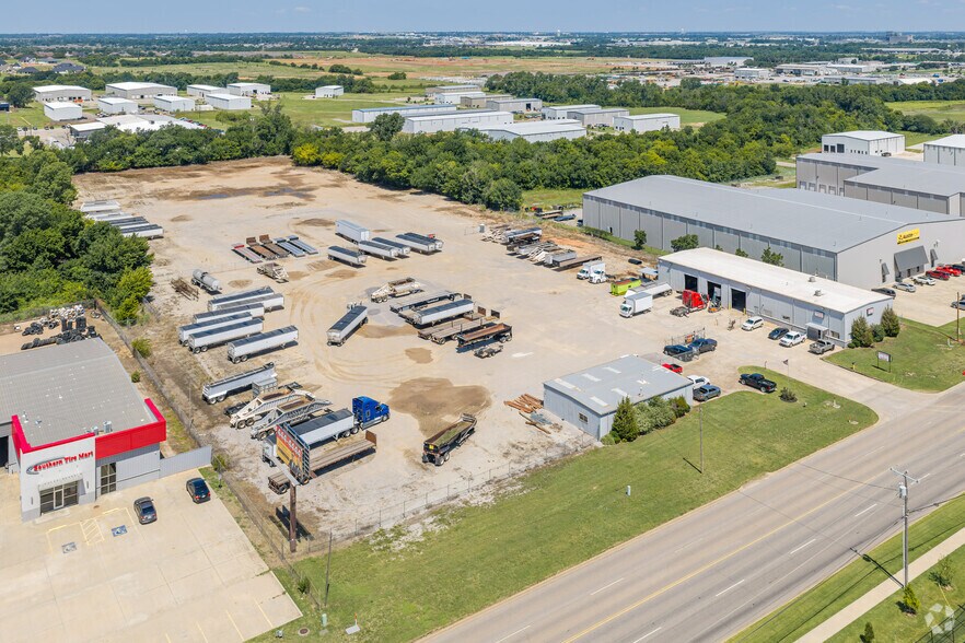 More Photos Of 2521 Council Rd, Oklahoma City Land For Lease