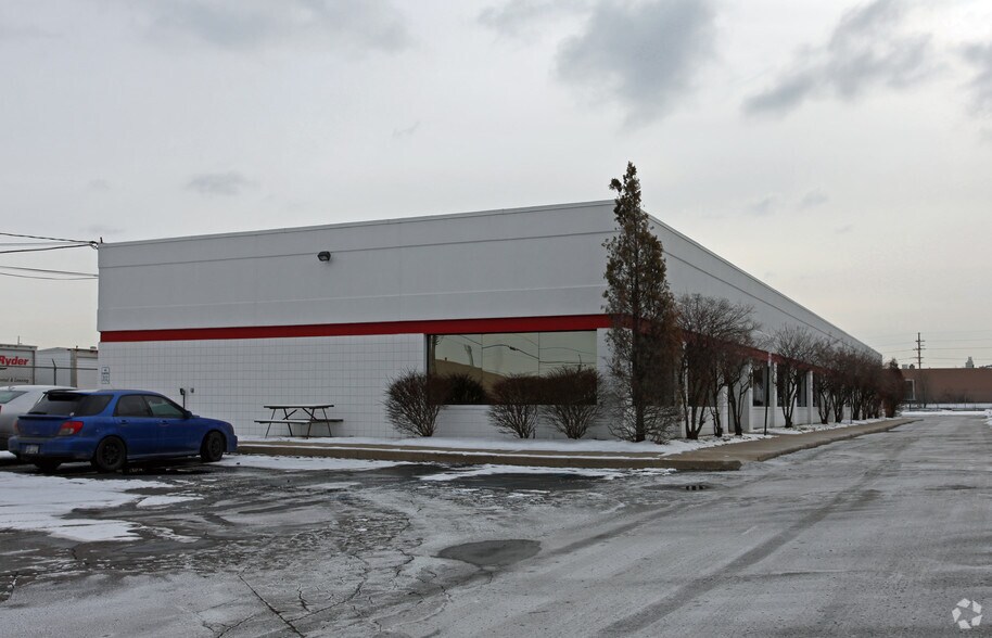 More Photos Of 37519-37541 Schoolcraft Rd, Livonia Research And Development For Lease