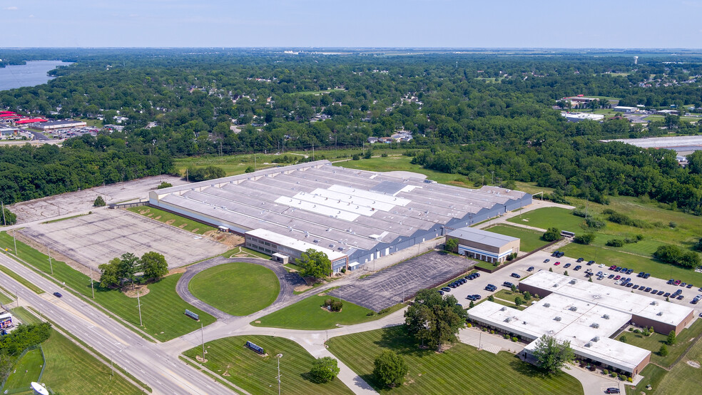 Primary Photo Of 625-701 S Side Dr, Decatur Manufacturing For Lease