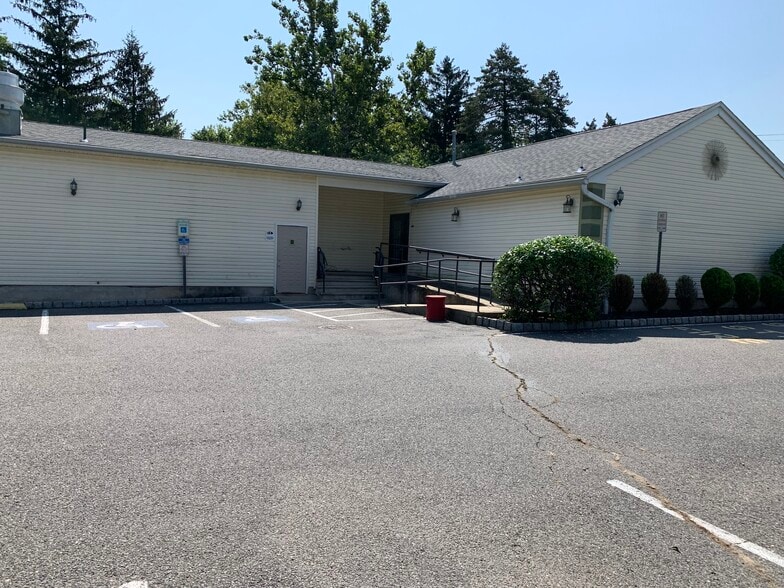 More Photos Of 3115 State Route 35, Hazlet Restaurant For Sale