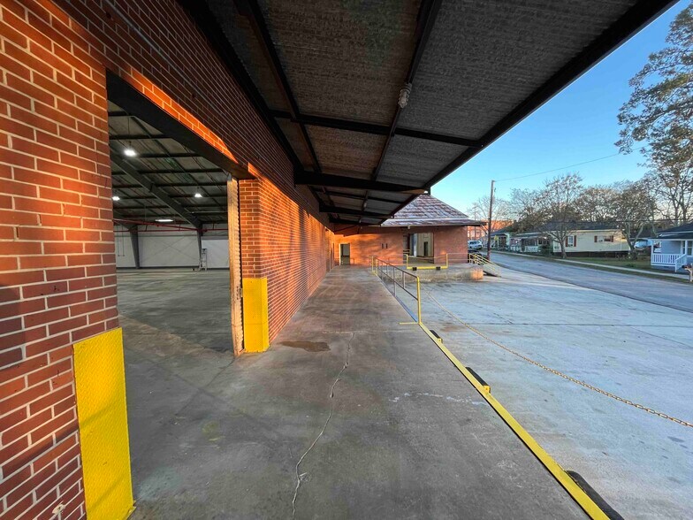 More Photos Of 1 Osmunda St, Porterdale Unknown For Lease