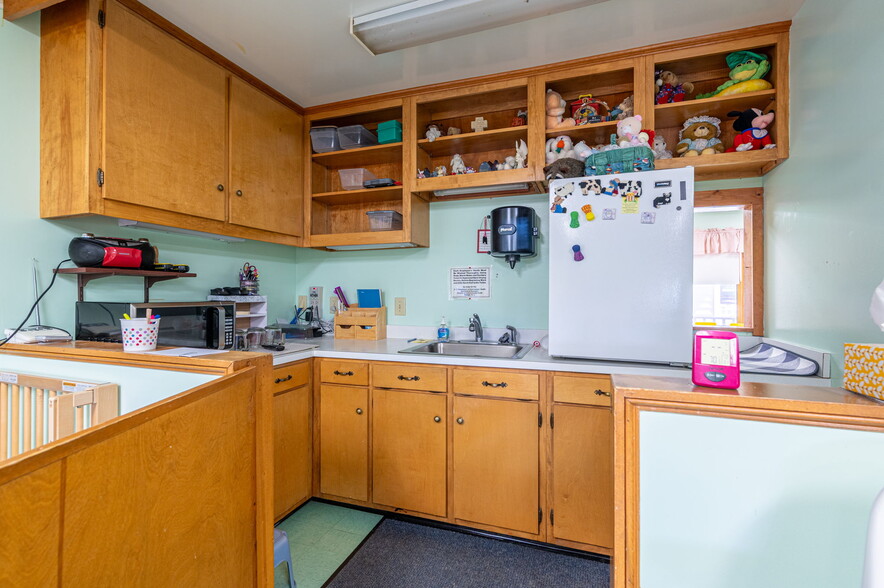 More Photos Of 2482 June Bug Rd, Vale Specialty For Sale