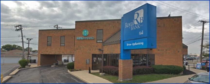 More Photos Of 5400 S Pulaski Rd, Chicago Office For Lease