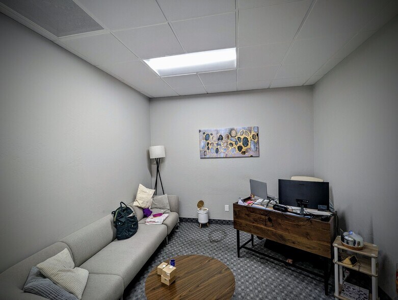 More Photos Of 5225 N Central Ave, Phoenix Office For Lease